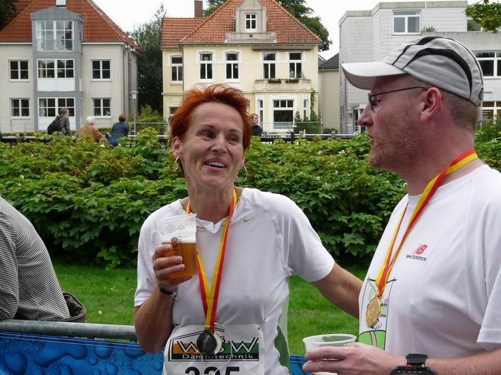 Die anschließende Fachsimpelei - Oldenburg-Marathon 2008